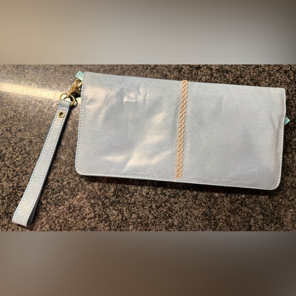 Sigrid Olsen glacier/faded iris Wristlet Cluth NWOT - Picture 1 of 2